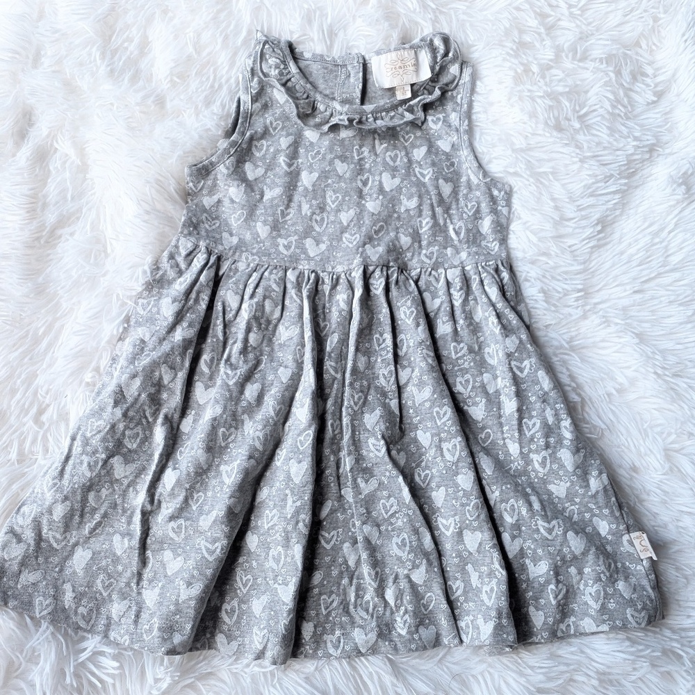 Gray Heart Print Baby Girl Dress – Cute Sleeveless Outfit with Ruffle Collar 3T - Picture 1 of 5